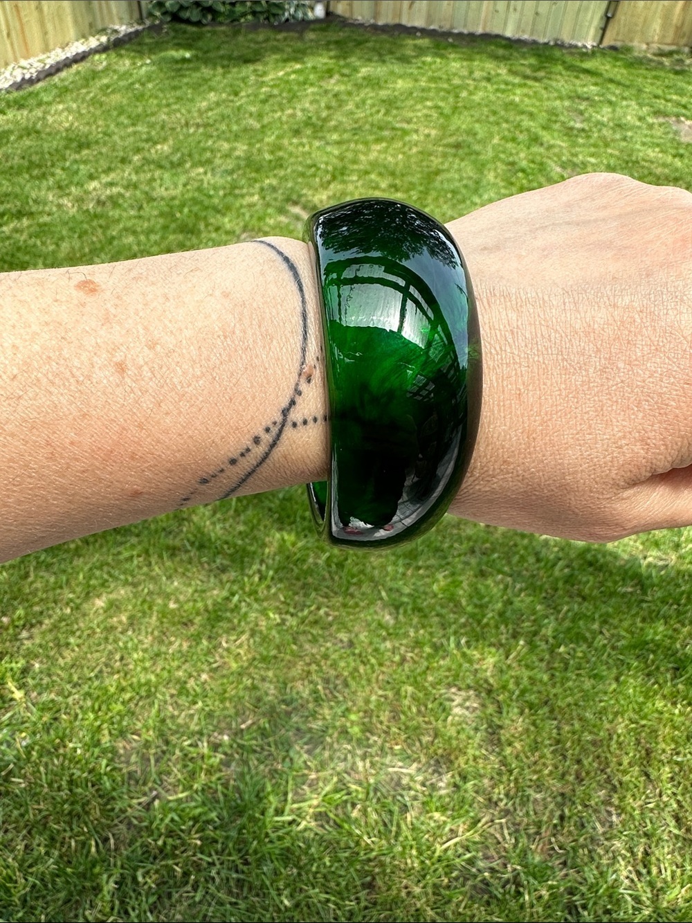 Green Resin Bangle Bracelet – Fashion Wearable